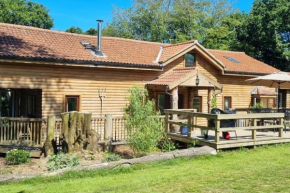 Woodpecker Lodge